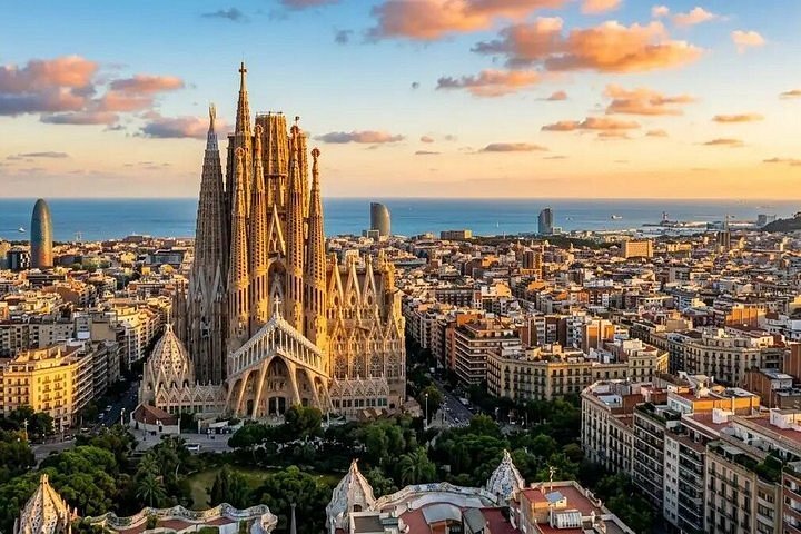 Madrid, Barcelona y París con tren Alta velocidad