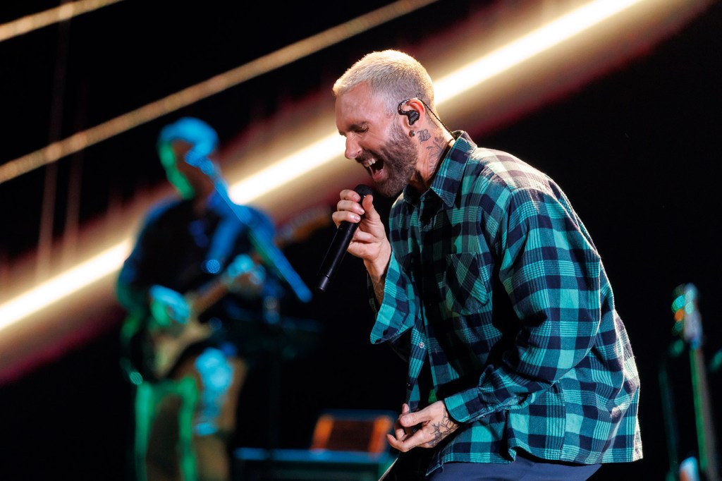 MAROON 5