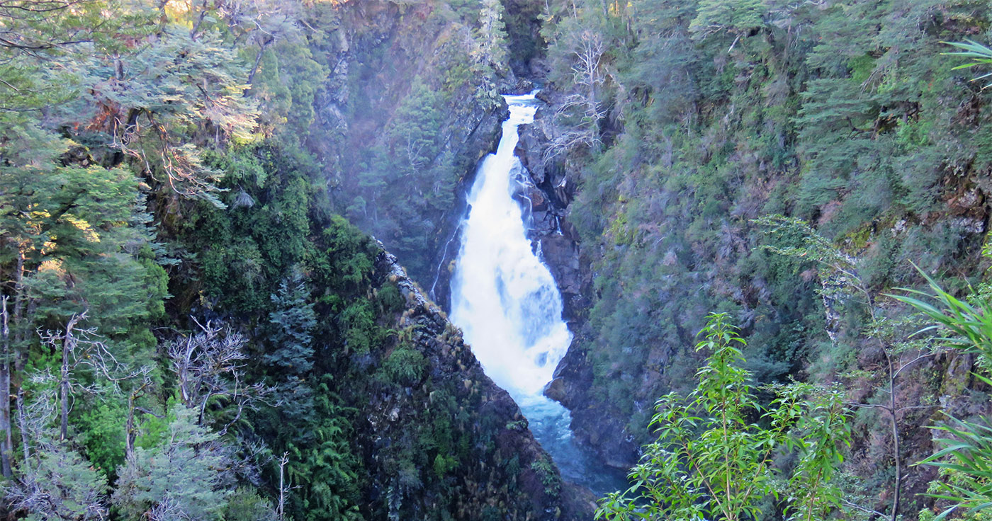 Hua Hum y Cascada de Chachin